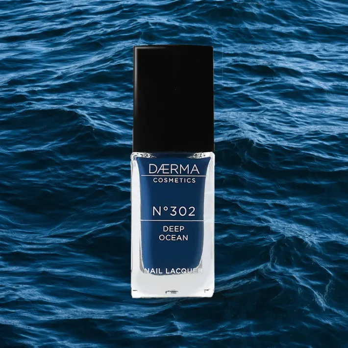 daerma_deep_ocean_nail_po_2.webp DAERMA Deep Ocean Nail Polish N°302