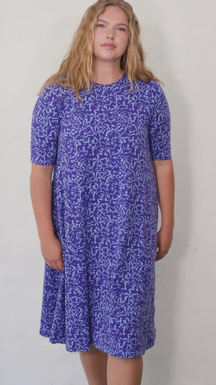 danalberte_slub_dress_wat_6.webp Danalberte Slub Dress Waterblue RIPPLES