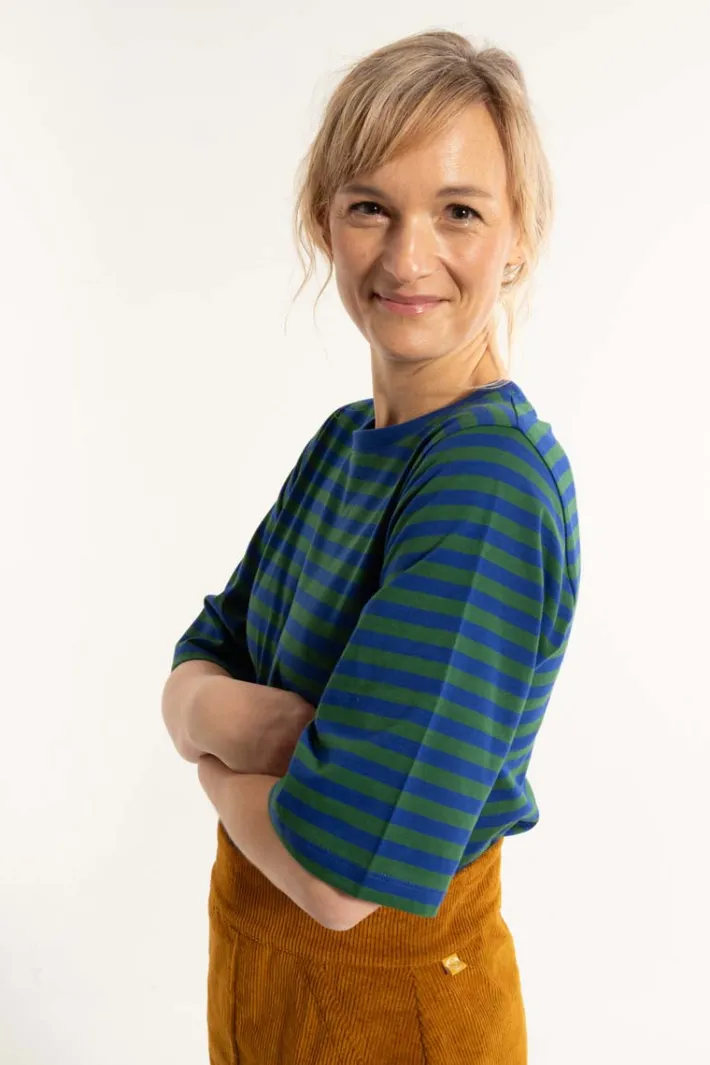 danebasic_glad_tee_deep_b_1.webp Danebasic Glad Tee Deep Blue/Dark Pine