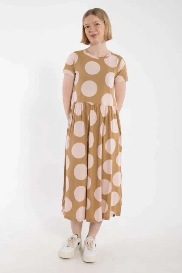 Danebasic Kroeyer Dress Beige DREAMYDOTS