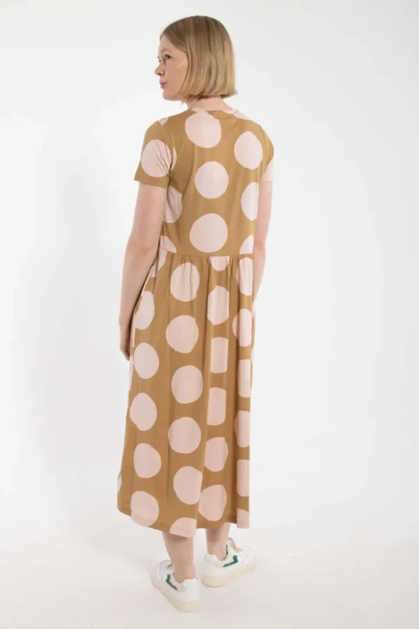 Danebasic Kroeyer Dress Beige DREAMYDOTS