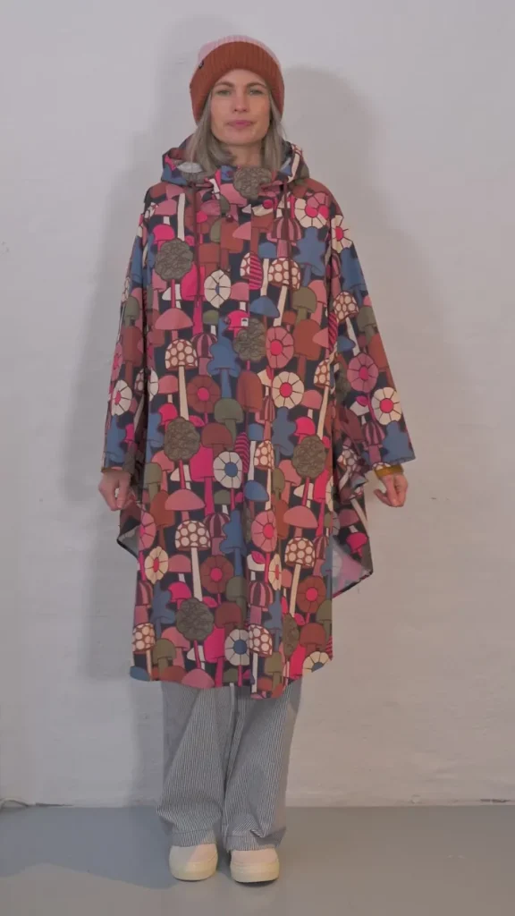 Danebodil Rainponcho Dk Navy MYKOLOGI