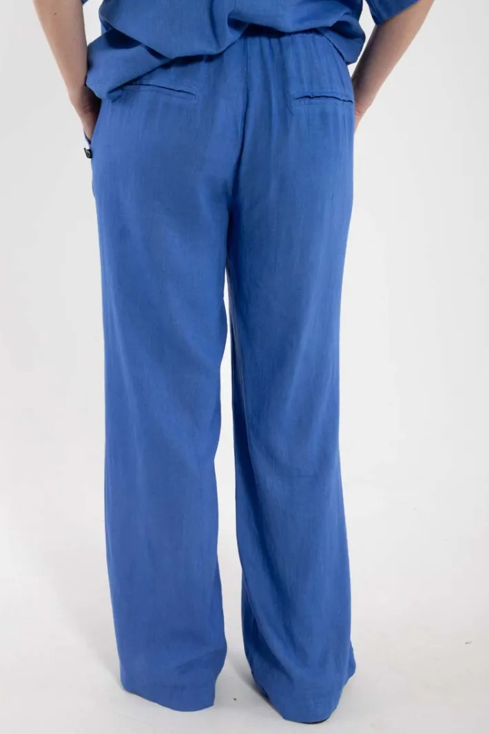 danebreeze_modal_linen_mo_1.webp Danebreeze Modal Linen Modal Pants Cold Blue