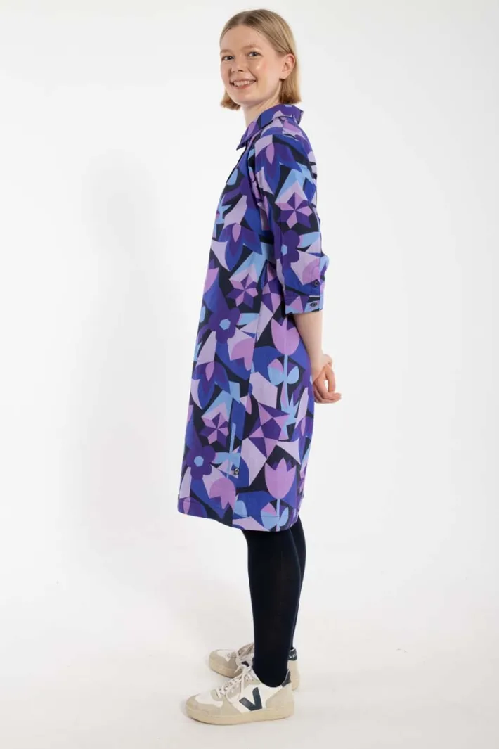 danecarnation_poplin_stre_2.webp Danecarnation Poplin Stretch Dress Dk Navy GEOFLEUR