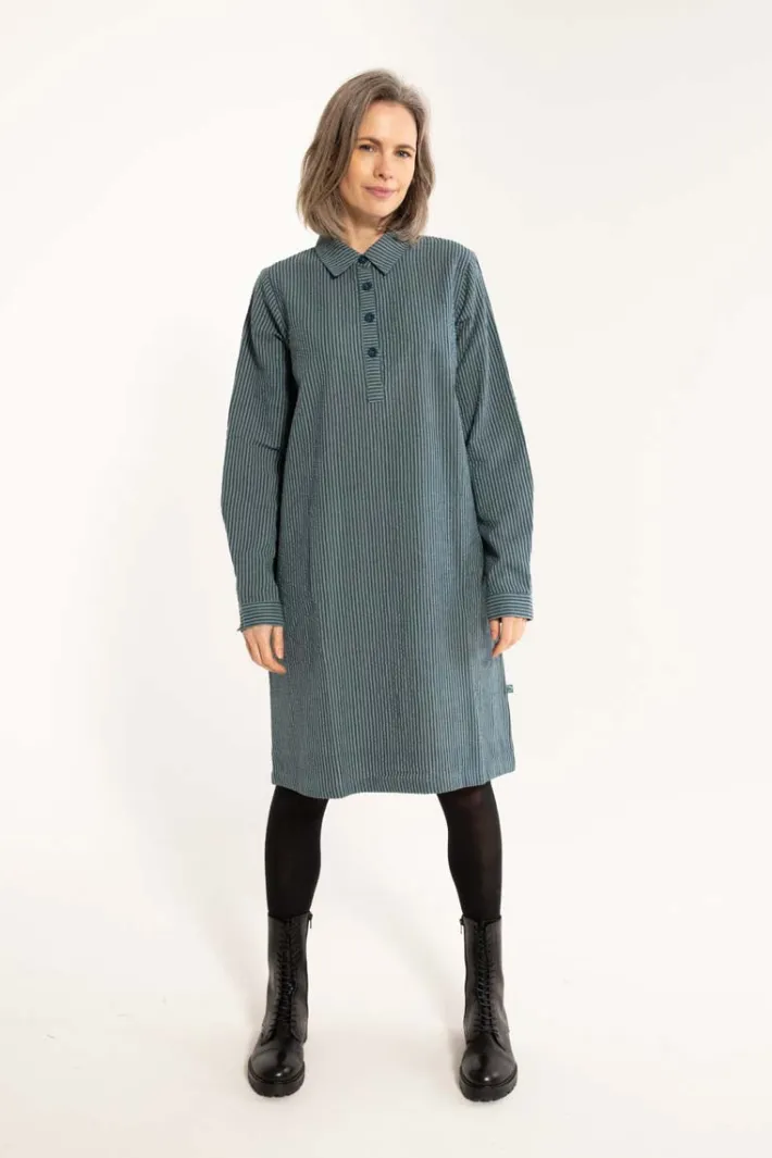 danecarnation_searsucker__0-1.webp Danecarnation Searsucker Dress Dark Slate/Blue Grey