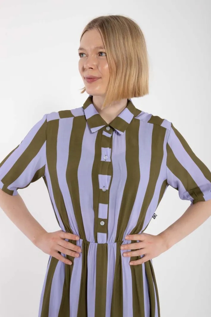 daneguldhorn_viscose_dres_3.webp Daneguldhorn Viscose Dress Lilla/Olive