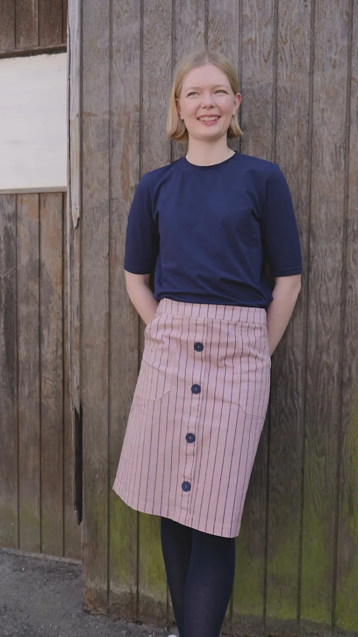 danekage_stretch_canvas_s_7.webp Danekage Stretch Canvas Skirt Rose Beige/Dk Navy