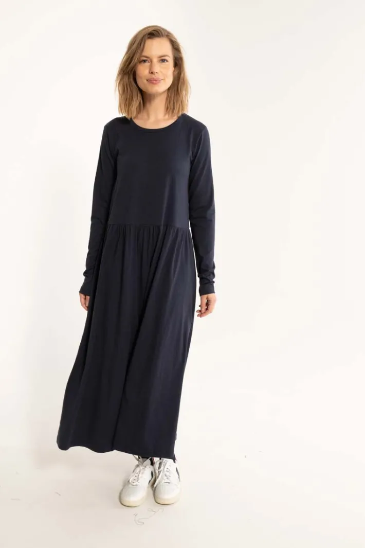 danekroeyer_modal_ls_dres_3-1.webp Danekroeyer Modal LS Dress Dark Navy