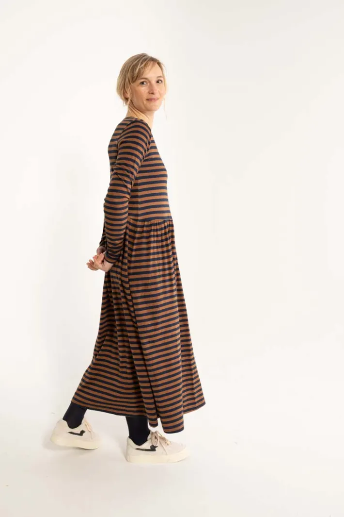 danekroeyer_modal_ls_dres_3.webp Danekroeyer Modal LS Dress Tobacco/Dark Navy