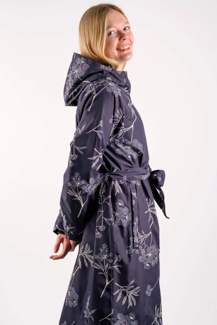 danelisabeth_raincoat_bla_1.webp Danelisabeth Raincoat Black HEMLOCK