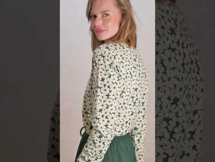 danelotte_modal_tee_light_6.webp Danelotte Modal Tee Light Beige FLOWERY