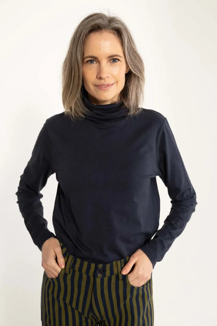 danemanna_modal_rollneck__0-2.webp Danemanna Modal Rollneck Tee Dark Navy
