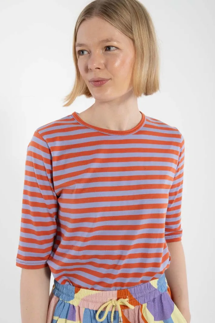 danemanna_modal_tee_light_0-1.webp Danemanna Modal Tee Light Rust/Purple