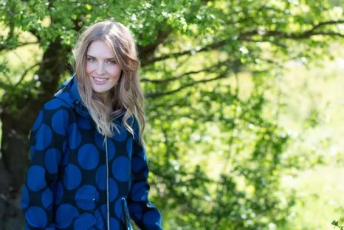 danemarianne_softshell_bl_6-1.webp Danemarianne Softshell Black/Cold Slate MEGADOT