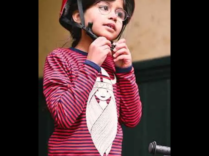 danenorthpole_tee_navybri_1.webp Danenorthpole Tee Navy/Bright Red FREJA