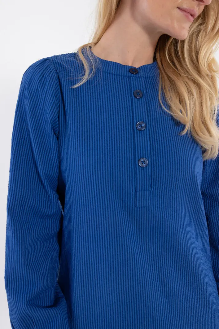 danesanna_searsucker_shir_1.webp Danesanna Searsucker Shirt Deep Marine/Klein Blue