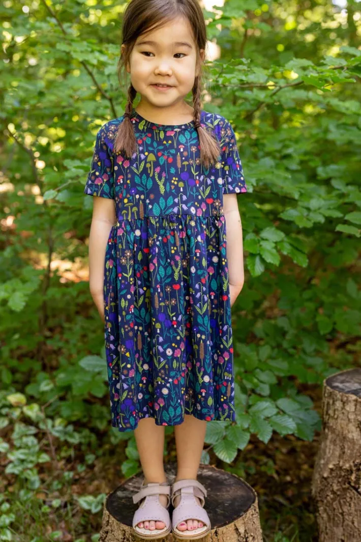 daneshellfish_modal_dress_0.webp Daneshellfish Modal Dress Navy BOTANICAL