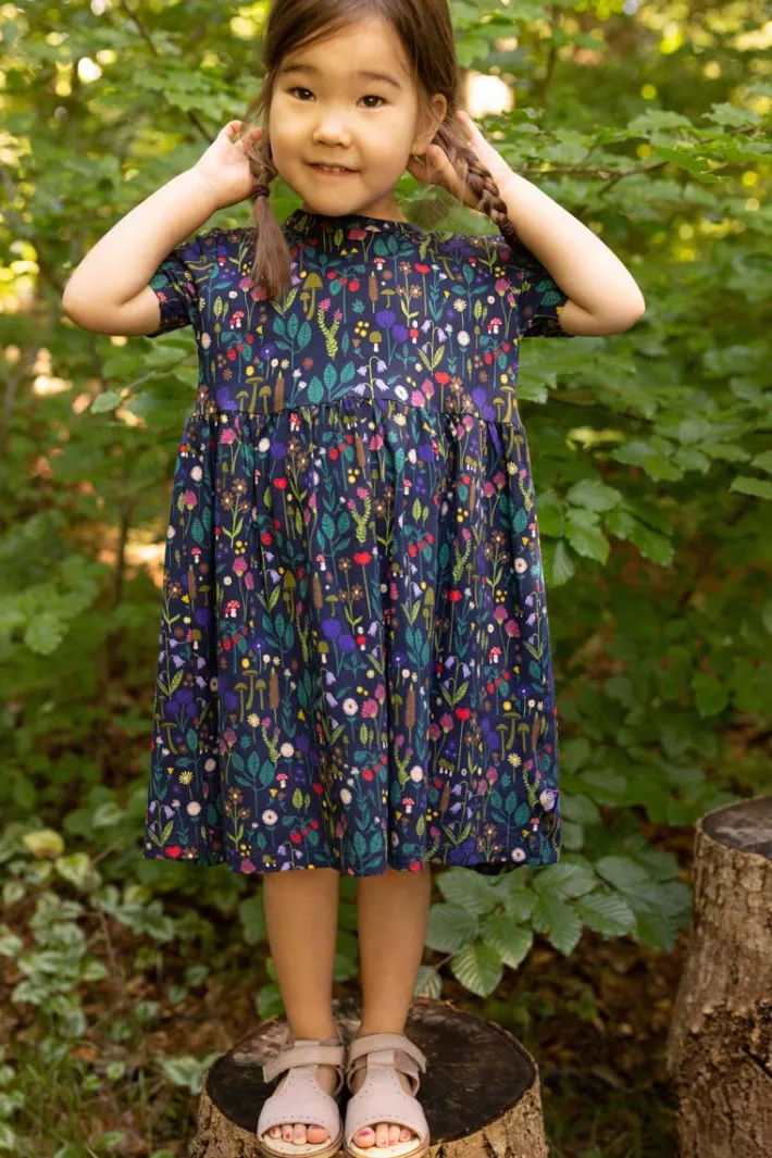 daneshellfish_modal_dress_2.webp Daneshellfish Modal Dress Navy BOTANICAL