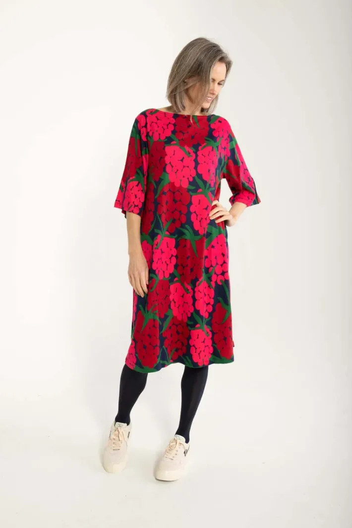 danesymfoni_interlock_dre_1.webp Danesymfoni Interlock Dress Dark Navy MAXIBERRY