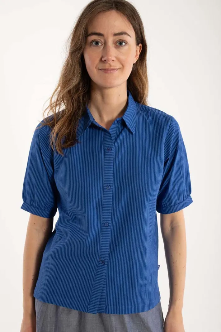 danesyren_ss_searsucker_s_2-1.webp Danesyren SS Searsucker Shirt Deep Marine/Klein Blue