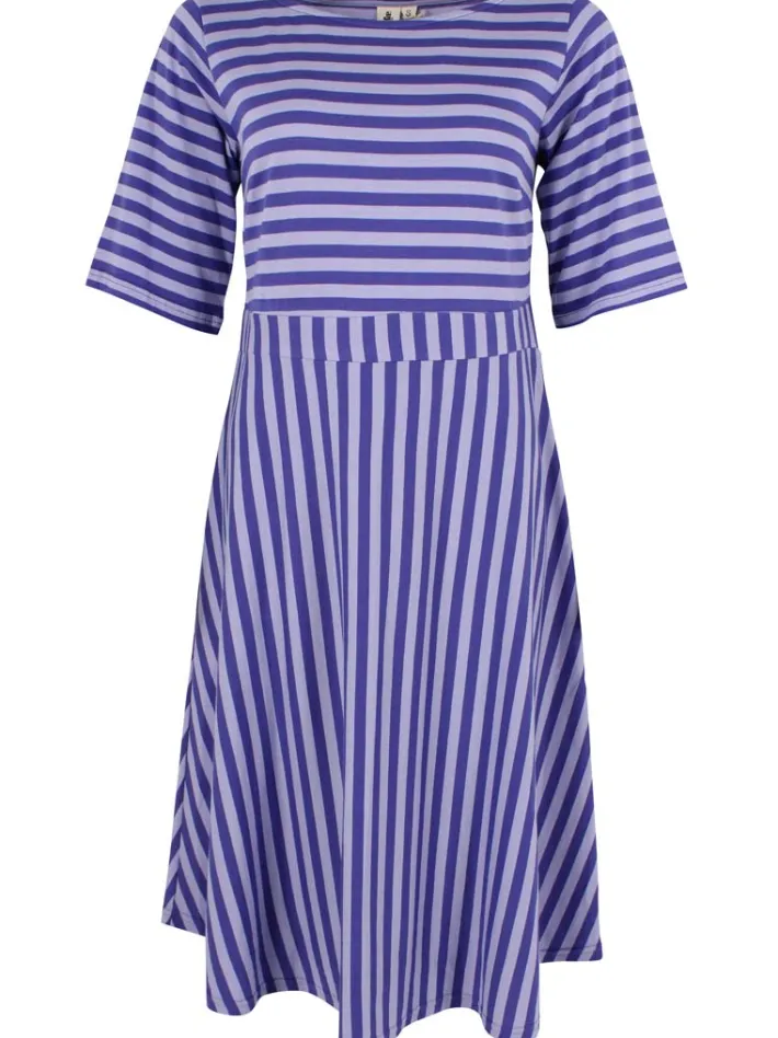 daneviborg_flat_modal_dre_5.webp Daneviborg Flat Modal Dress Cold Purple/Lilla