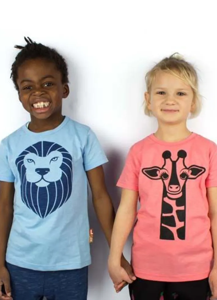 dyrgrowl_dinnhjaelp_mad_c_4.webp Dyrgrowl Dinnhjaelp Mad Coral GIRAF