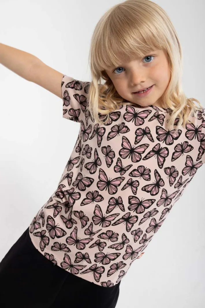 dyrgrowl_t_aopstrib_light_3.webp Dyrgrowl T AOP/STRIB Light Rose FLUTTER