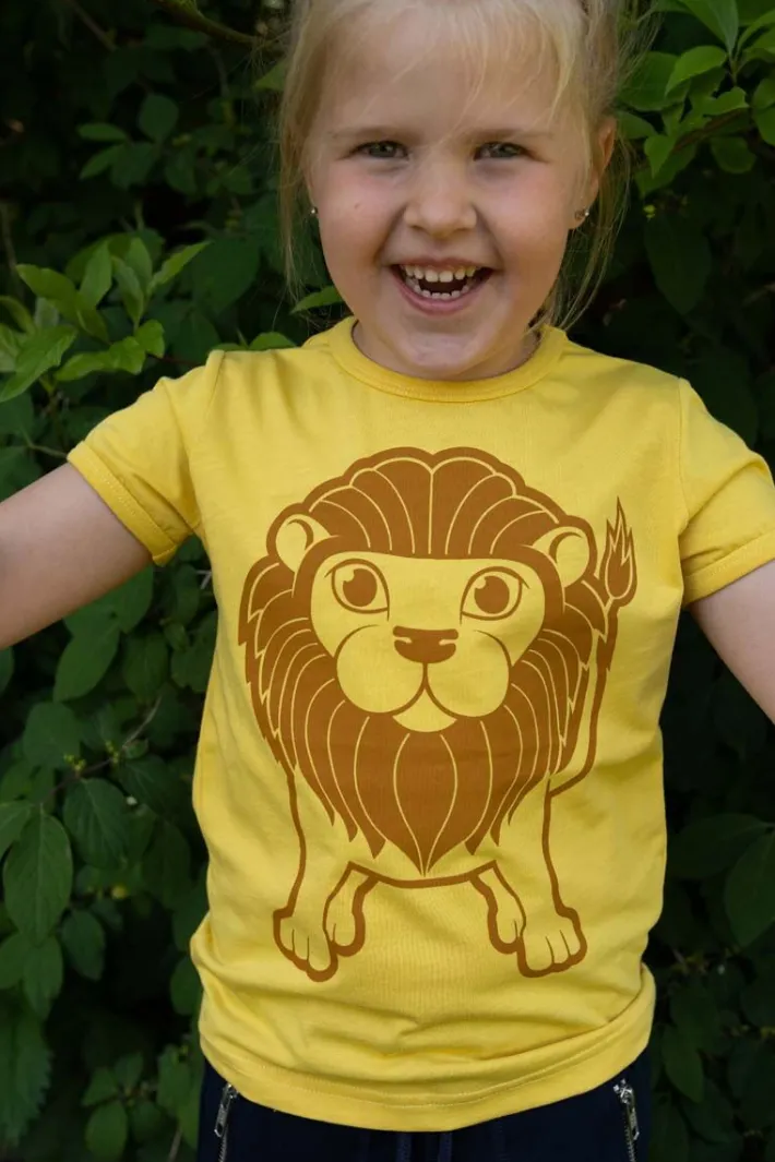 dyrhide_t_faded_yellow_lo_0.webp Dyrhide T Faded Yellow LOEVE