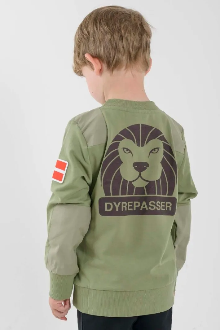 dyrsafari_sweat_sage_7.webp Dyrsafari Sweat Sage