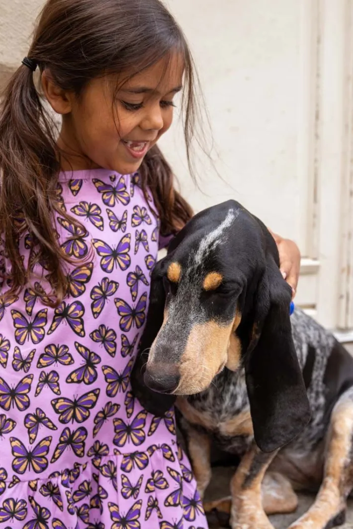 dyrzanzi_ss_dress_aopstri_3.webp Dyrzanzi SS Dress AOP/STRIB Soft Viola FLUTTER