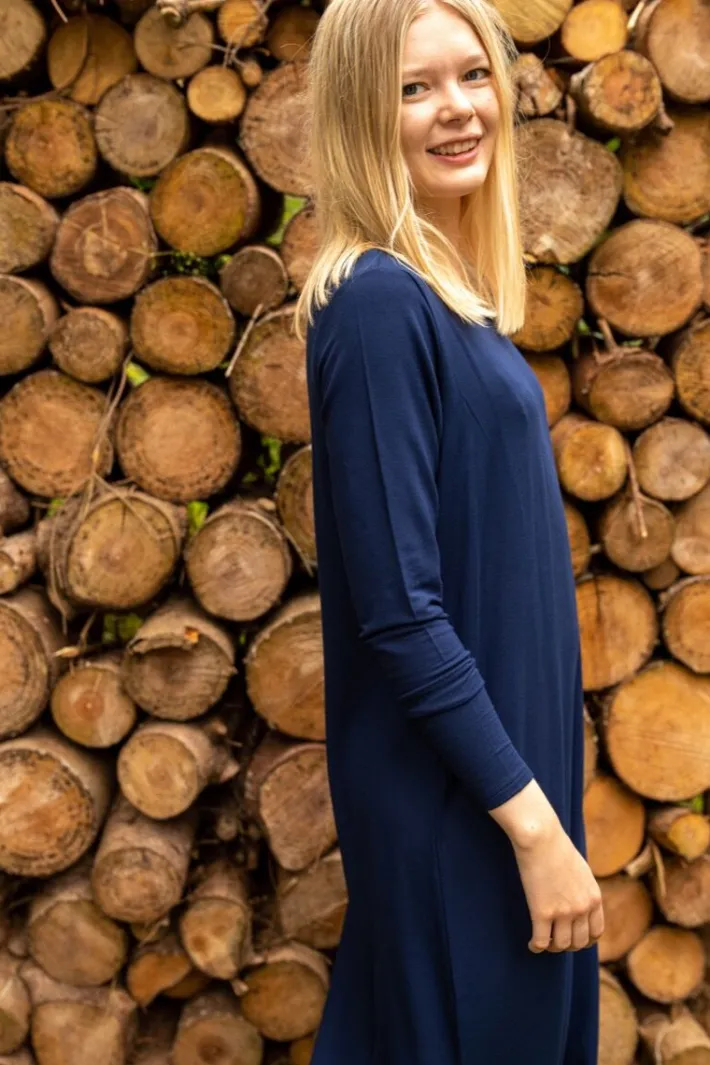 ess__casandra_dress_navy_1.webp ESS - Casandra Dress Navy