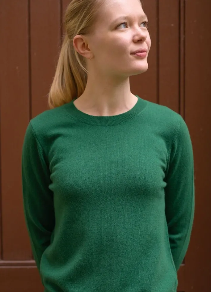 ess__cashmere_kiss_sweate_0-5.webp ESS - Cashmere Kiss Sweater Tennis Green