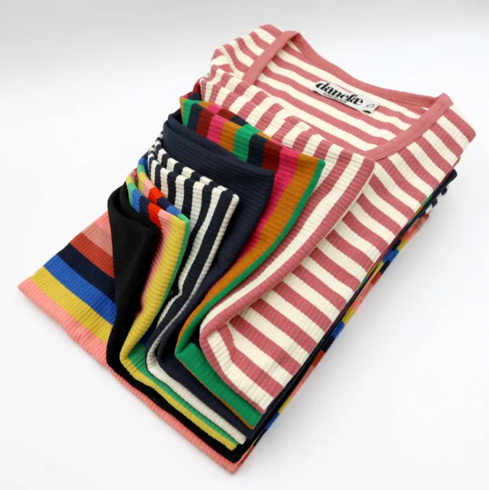 ess__danefriend_tee_dk_na_5-1.webp ESS - Danefriend Tee Dk Navy