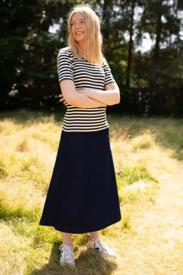 ESS - Danefriend Tee Dk Navy/Chalk