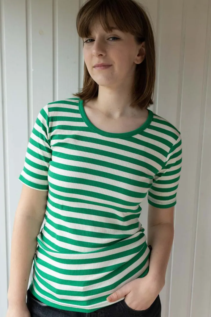 ess__danefriend_tee_grass_0.webp ESS - Danefriend Tee Grass Green/Chalk