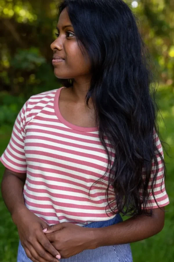 ESS - Danefriend Tee Old Rose/Chalk