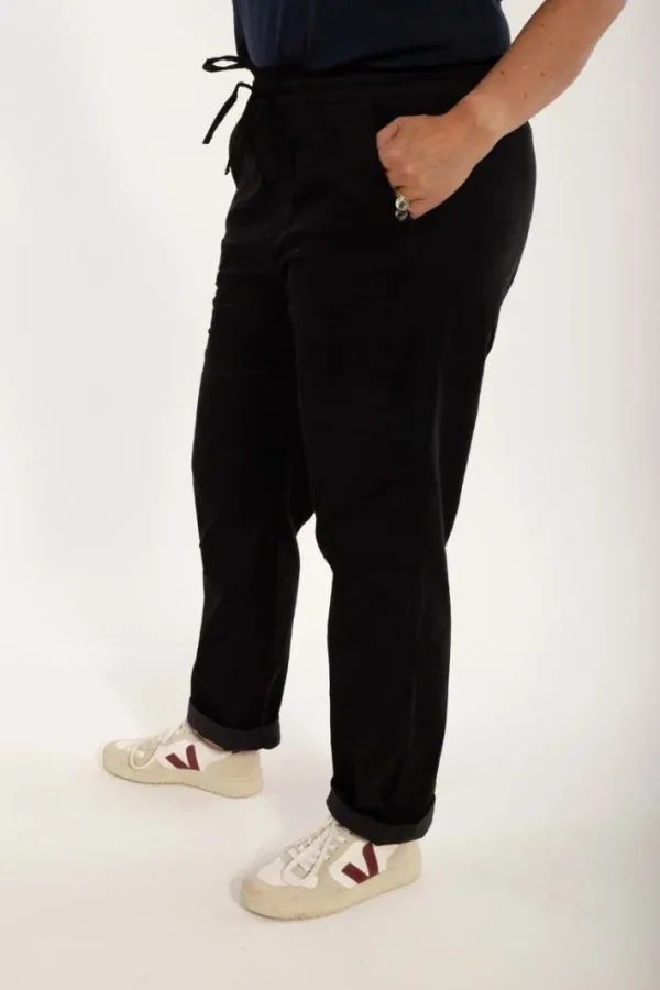 ESS - Daneliseleje Cord Pants Black