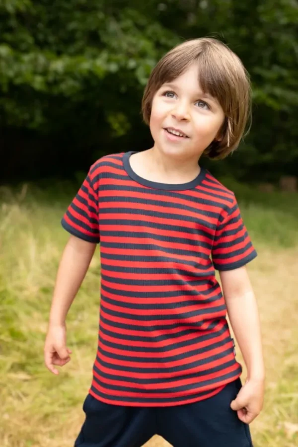 ESS - Danesoda Tee Dk Navy/Red