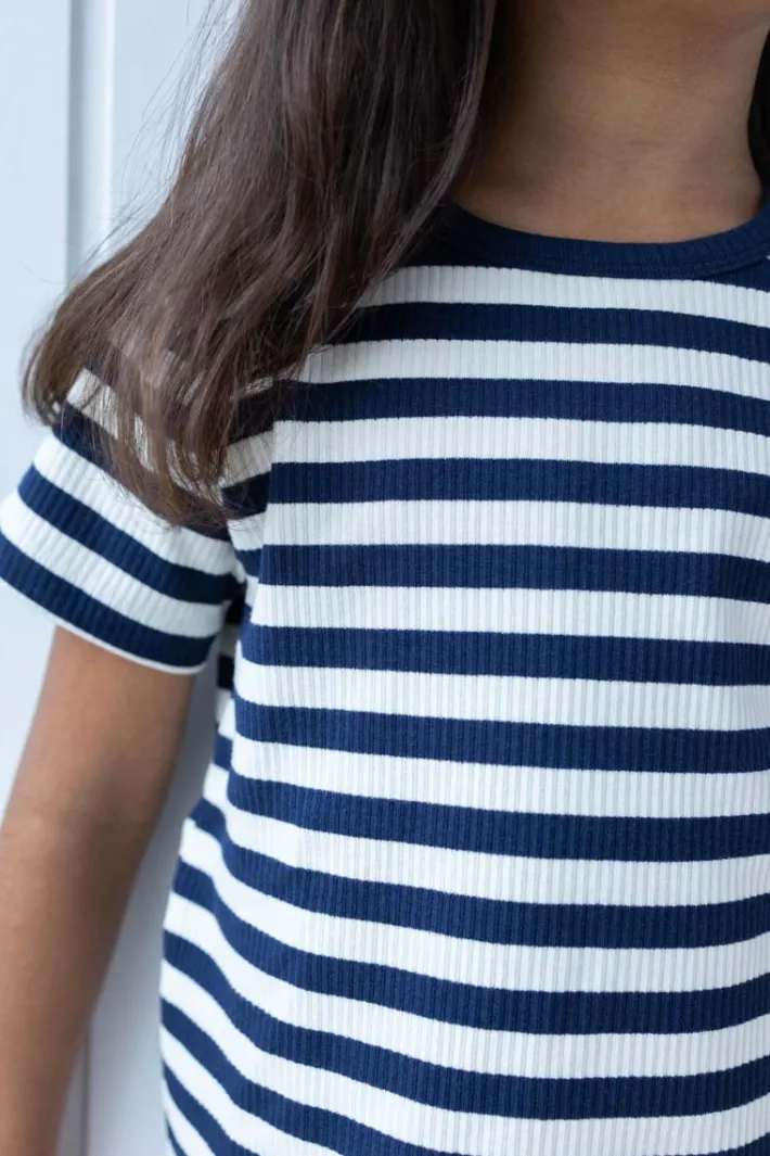 ess__danesoda_tee_dk_navy_1.webp ESS - Danesoda Tee Dk Navy/Chalk