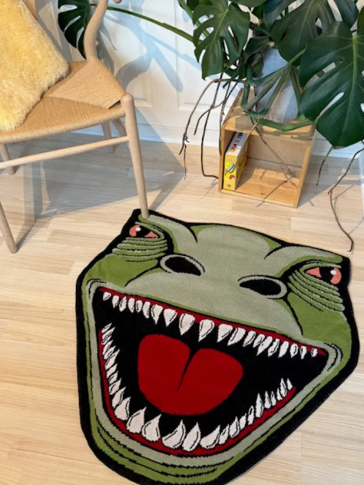 ess__trex_taeppe_dk_safar_1.webp ESS - T-Rex Taeppe Dk Safari T-REX