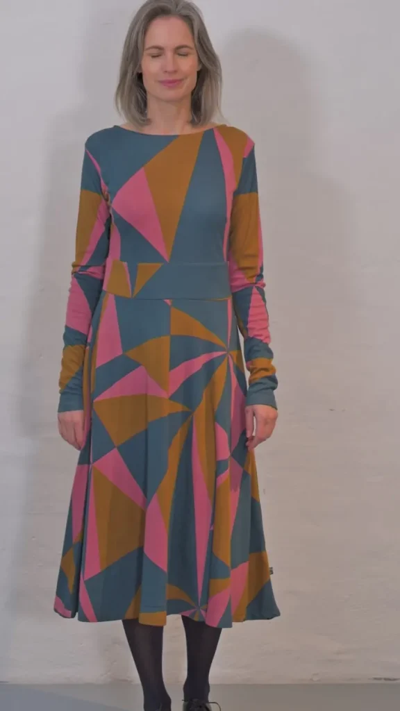 ORGANIC - Danesigrid Interlock Dress Tobacco TRIANGULATE