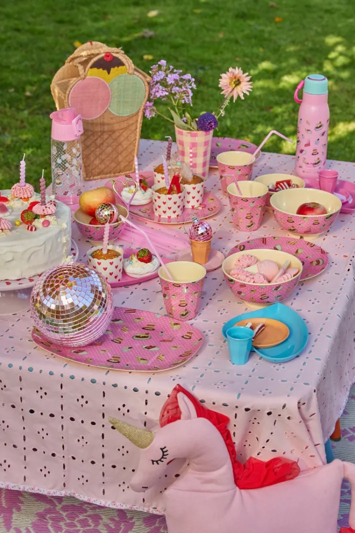 rice_stor_rektangulr_brne_1.webp Rice Stor Rektangulær Børnetallerken Pink Sweet Cake