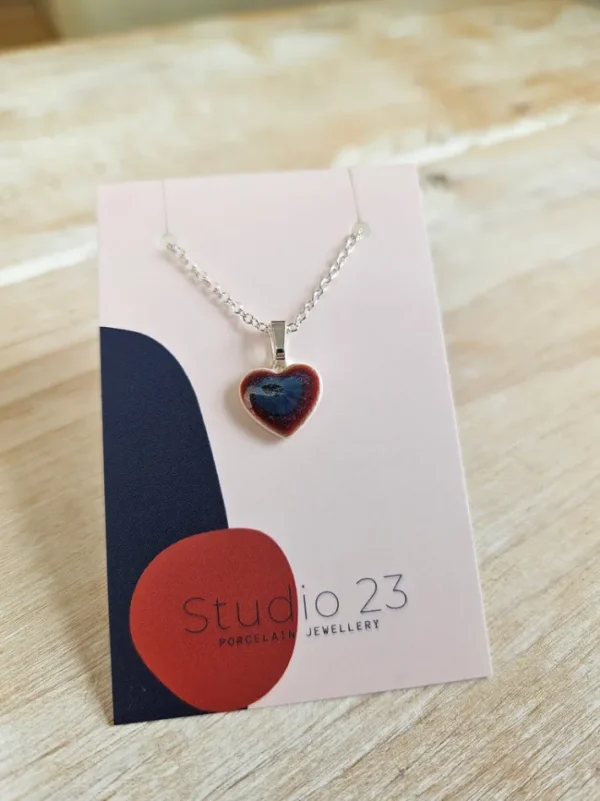 Studio 23 Heart Pendant Pink