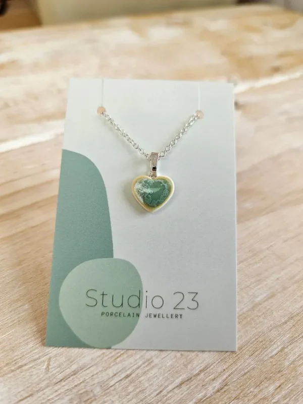 Studio 23 Heart Pendant Pink