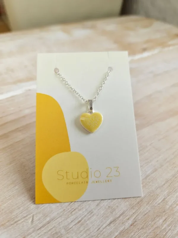 Studio 23 Heart Pendant Raspberry