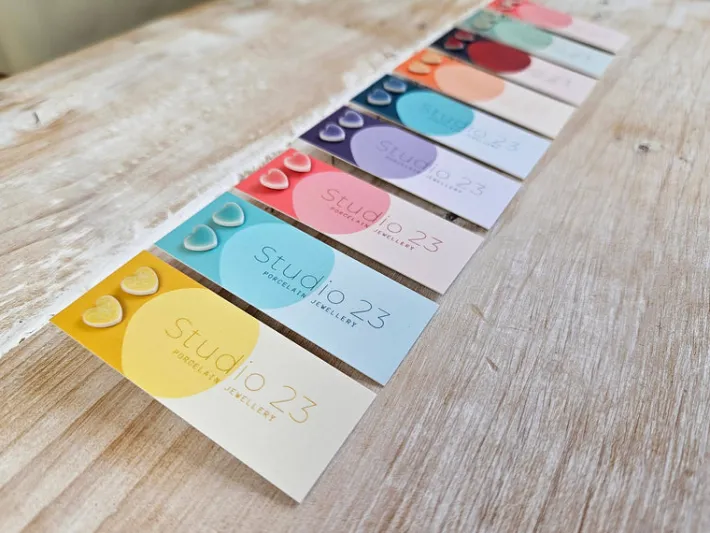 studio__heart_stud_earrin_1-4.webp Studio 23 Heart Stud Earring Pair Raspberry