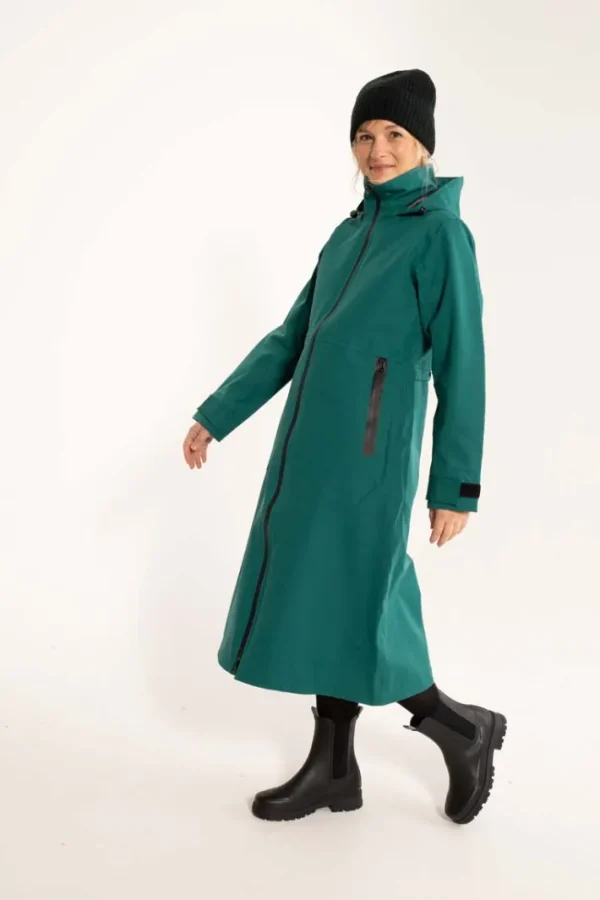 The Danedogwalker Raincoat Dark Pine