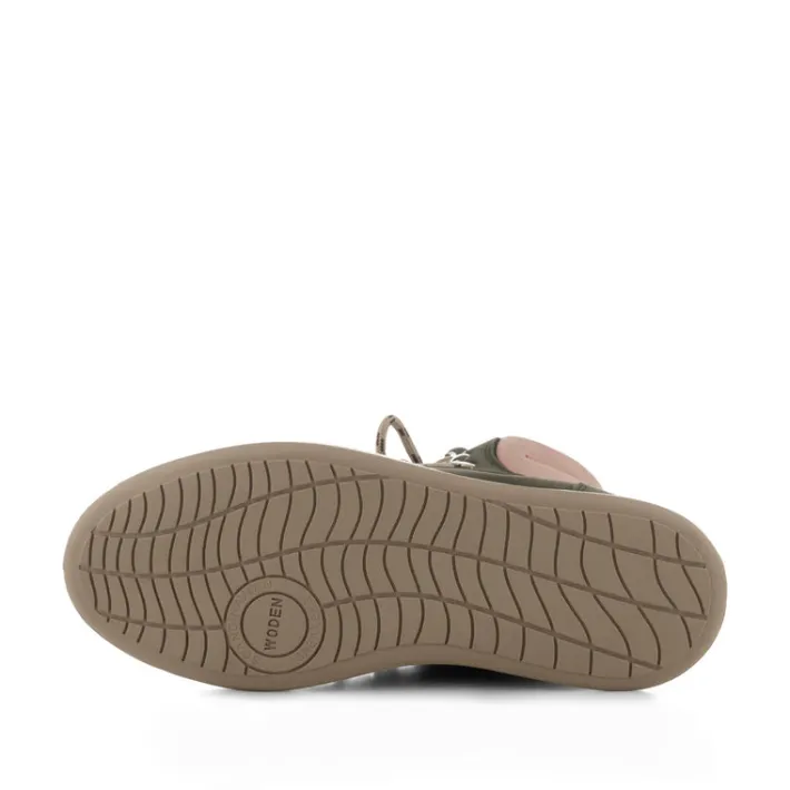 woden_iris_track_suede_mo_4-1.webp WODEN Iris Track Suede Moss